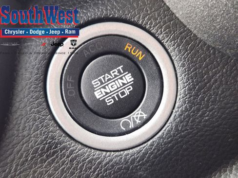 Used 2024 RAM 3500 Tradesman w/ Chrome Appearance Group image 22