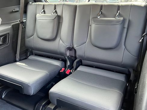 Used 2022 Lexus GX 460 AWD/4WD image 10