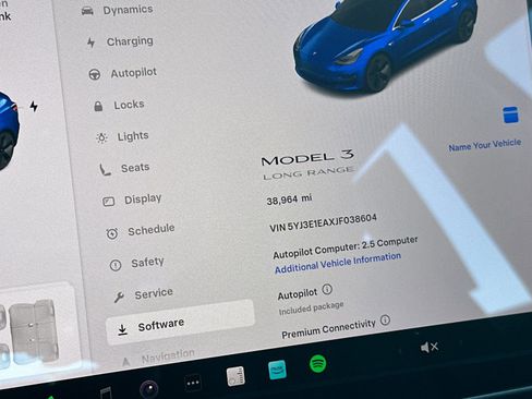 Used 2018 Tesla Model 3 Long Range image 25