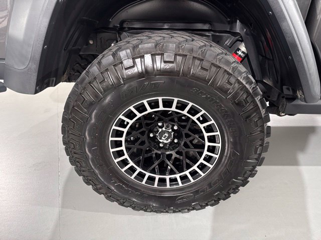 Used 2020 Jeep Gladiator Rubicon AWD/4WD image 9