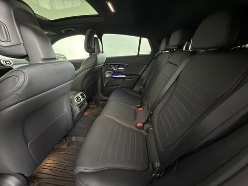 Certified 2025 Mercedes-Benz GLC 300 4MATIC image 28