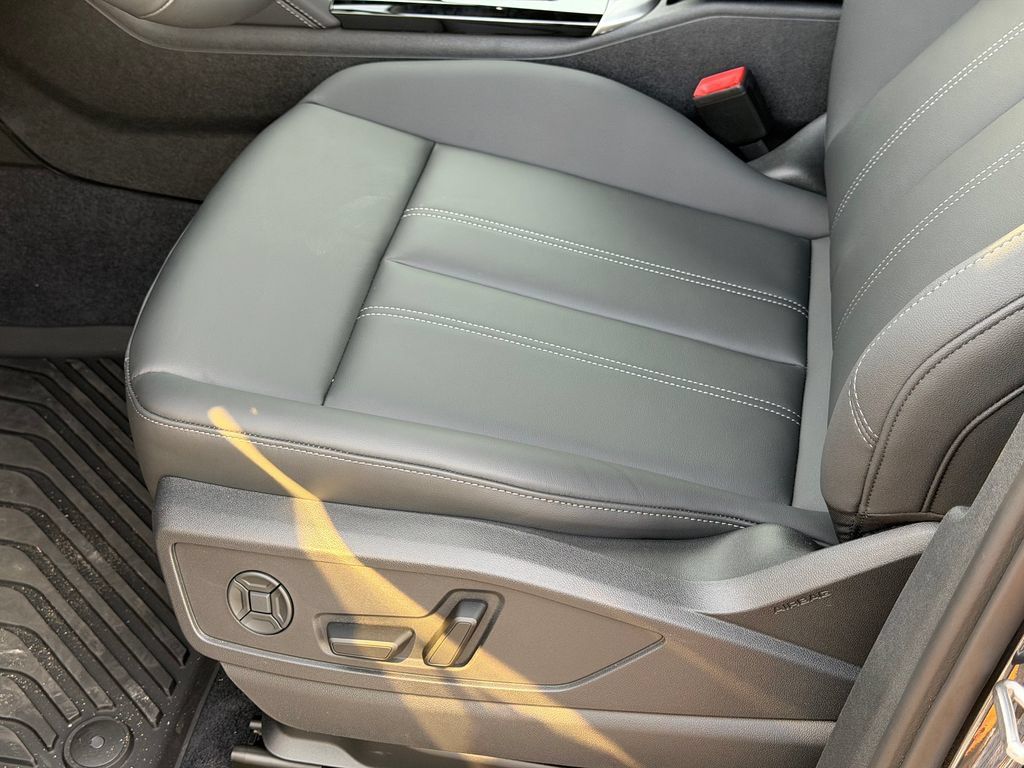 New 2026 Audi Q5 2.0T AWD/4WD image 16