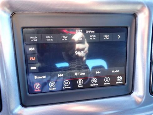Used 2021 Dodge Challenger SXT w/ Driver Convenience Group AWD/4WD image 18