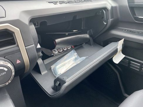 Used 2025 Toyota Tacoma SR image 26