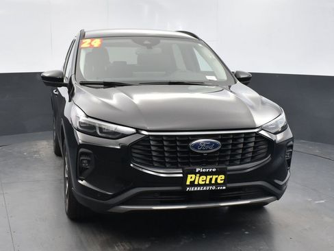 Used 2024 Ford Escape Platinum image 6