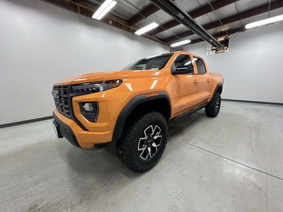 New 2025 GMC Canyon AT4 w/ AT4X Package