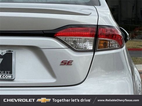 Used 2020 Toyota Corolla SE image 8