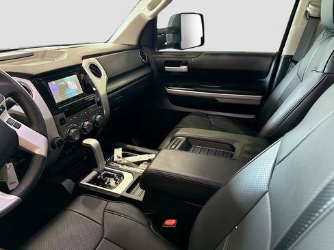 Used 2020 Toyota Tundra SR5 w/ SR5 Upgrade Package AWD/4WD image 21