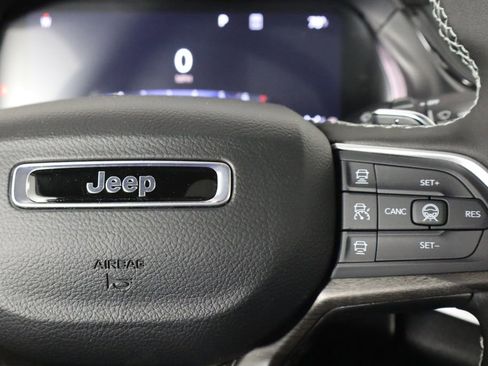 New 2026 Jeep Grand Cherokee Limited AWD/4WD image 10