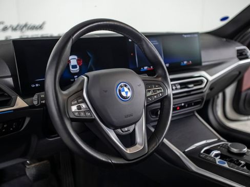 Used 2023 BMW i4 eDrive35 w/ Premium Package RWD image 21