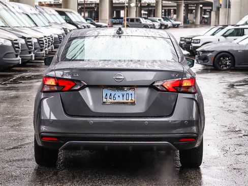 Used 2023 Nissan Versa SV image 5