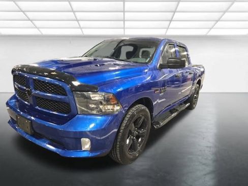 Used 2019 RAM 1500 Express w/ Express Value Package image 9