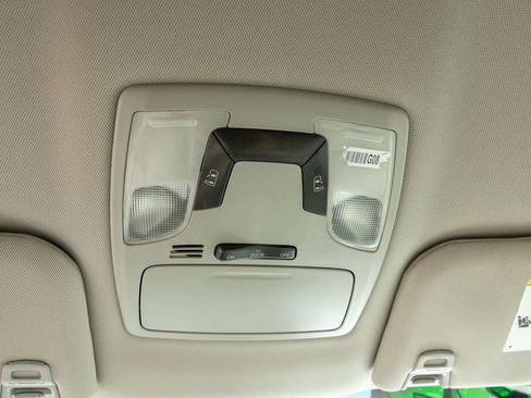 Used 2017 Toyota Sienna LE FWD image 23