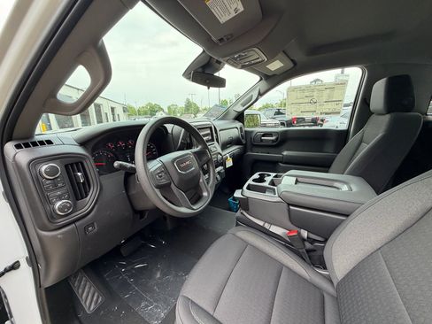 New 2026 GMC Sierra 1500 Pro AWD/4WD image 9
