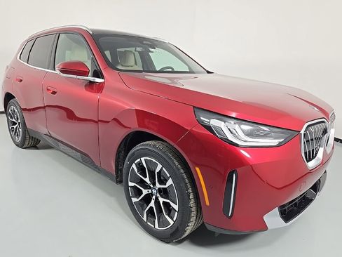 New 2026 BMW X3 xDrive30 w/ Premium Package image 7