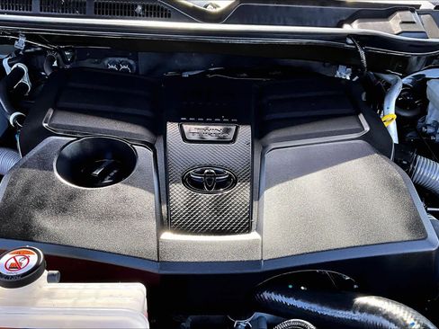 Used 2023 Toyota Tundra SR5 w/ Advanced Technology Package AWD/4WD image 32