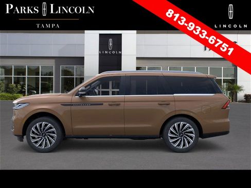 New 2025 Lincoln Navigator Black Label image 3