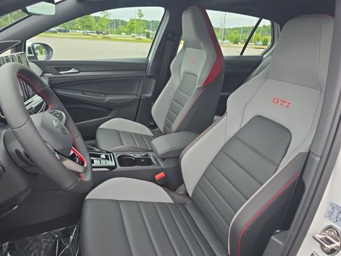 New 2025 Volkswagen GTI SE image 15