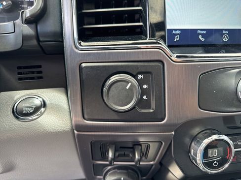 Used 2022 Ford F450 Limited w/ FX4 Off-Road Package image 48