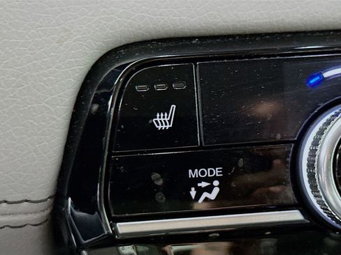 Used 2024 Honda Pilot EX-L image 19
