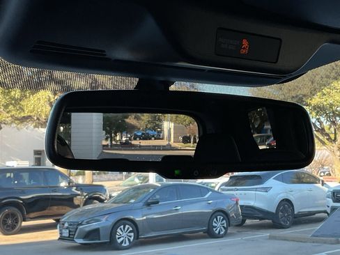 New 2026 Nissan Armada SL image 33