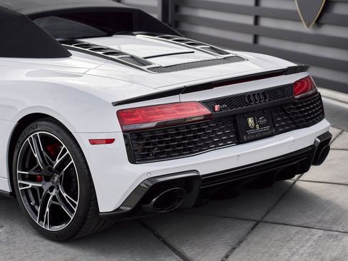 Used 2021 Audi R8 V10 performance image 14