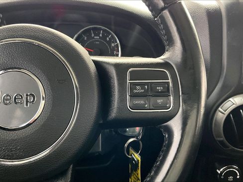 Used 2018 Jeep Wrangler Unlimited Sport S image 21