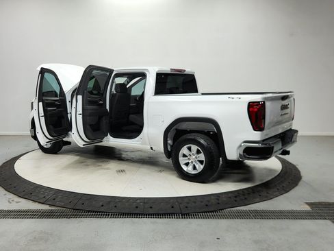 Used 2024 GMC Sierra 1500 SLE AWD/4WD image 14