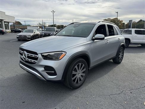 New 2025 Mercedes-Benz GLE 450 4MATIC image 3