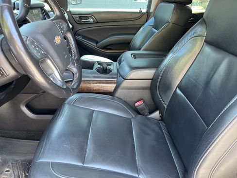Used 2015 Chevrolet Tahoe LT image 13