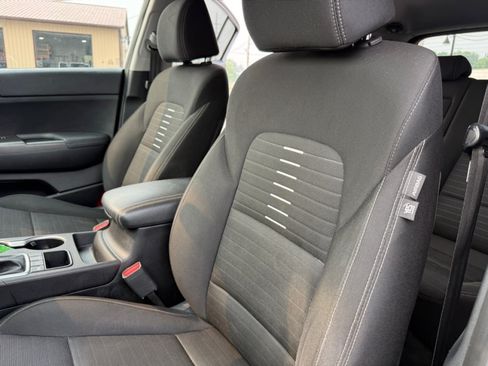 Used 2022 Kia Sportage LX w/ LX AWD Value Edition Package image 26
