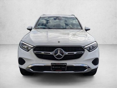 Used 2025 Mercedes-Benz GLC 350e GLC 350e image 2