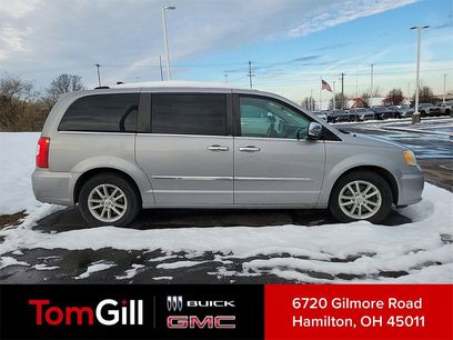 Used 2014 Chrysler Town & Country Touring-L w/ Driver Convenience Group