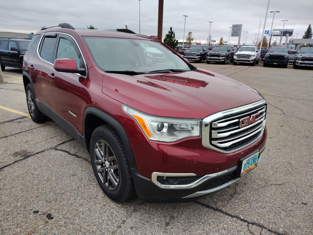 Used 2017 GMC Acadia SLT AWD/4WD image 3