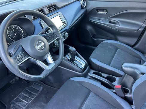 Used 2023 Nissan Versa SV image 12