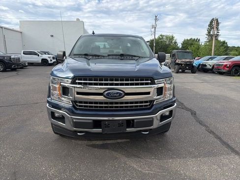 Used 2018 Ford F150 XLT w/ Equipment Group 302A Luxury AWD/4WD image 8