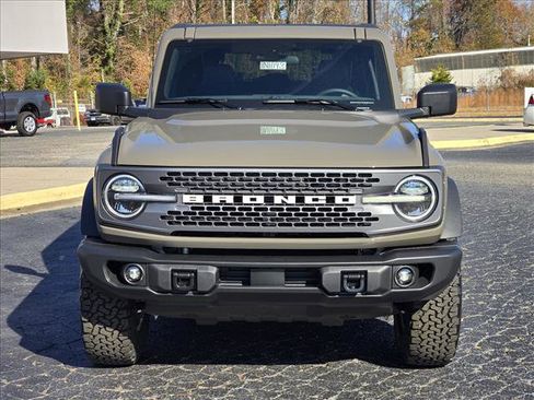 New 2025 Ford Bronco Badlands image 17