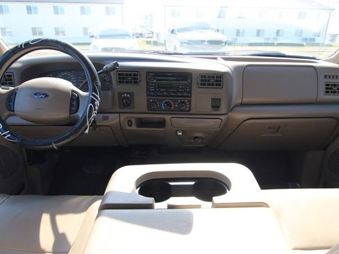 Used 2004 Ford F250 Lariat image 32