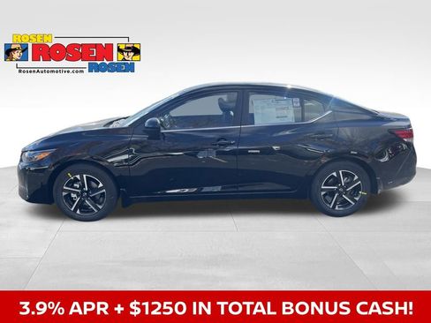 New 2025 Nissan Sentra SV image 2
