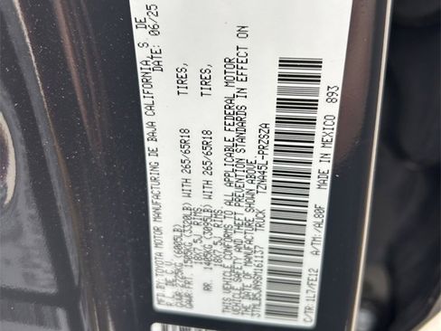 Used 2025 Toyota Tacoma TRD Sport image 10