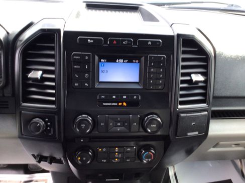 Used 2018 Ford F150 XL w/ Equipment Group 101A Mid AWD/4WD image 19
