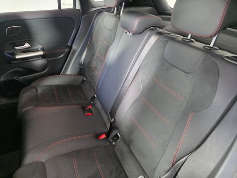 Certified 2025 Mercedes-Benz GLA 250 image 16