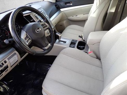 Used 2012 Subaru Outback 2.5i Premium image 10