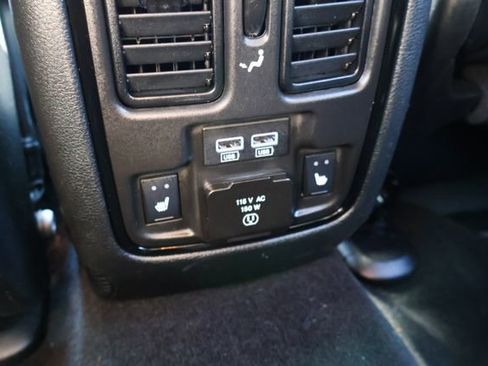 Used 2024 Dodge Durango GT image 12