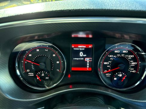 Used 2014 Dodge Charger SXT image 7