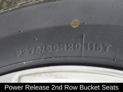 Used 2024 Chevrolet Suburban Premier image 43