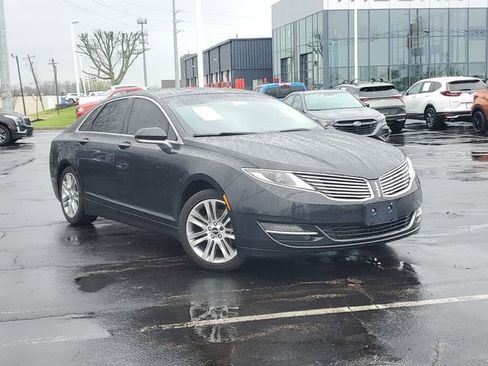 Used 2013 Lincoln MKZ image 30