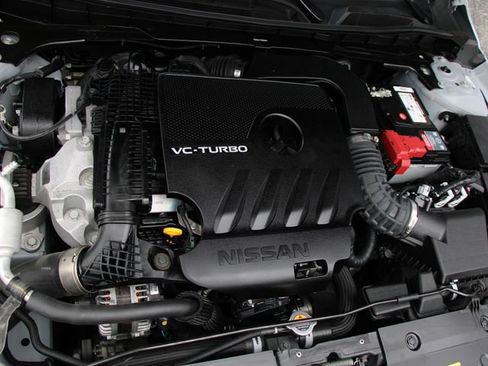 Certified 2024 Nissan Altima 2.0 SR FWD image 34
