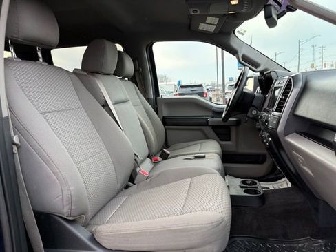 Used 2016 Ford F150 XLT w/ Equipment Group 302A Luxury image 9