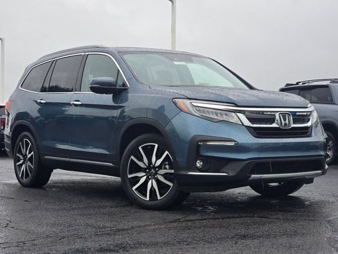Used 2021 Honda Pilot Touring image 1